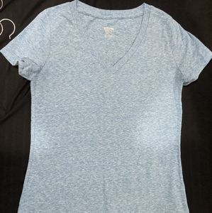 Deleting listing Friday! Vneck tee